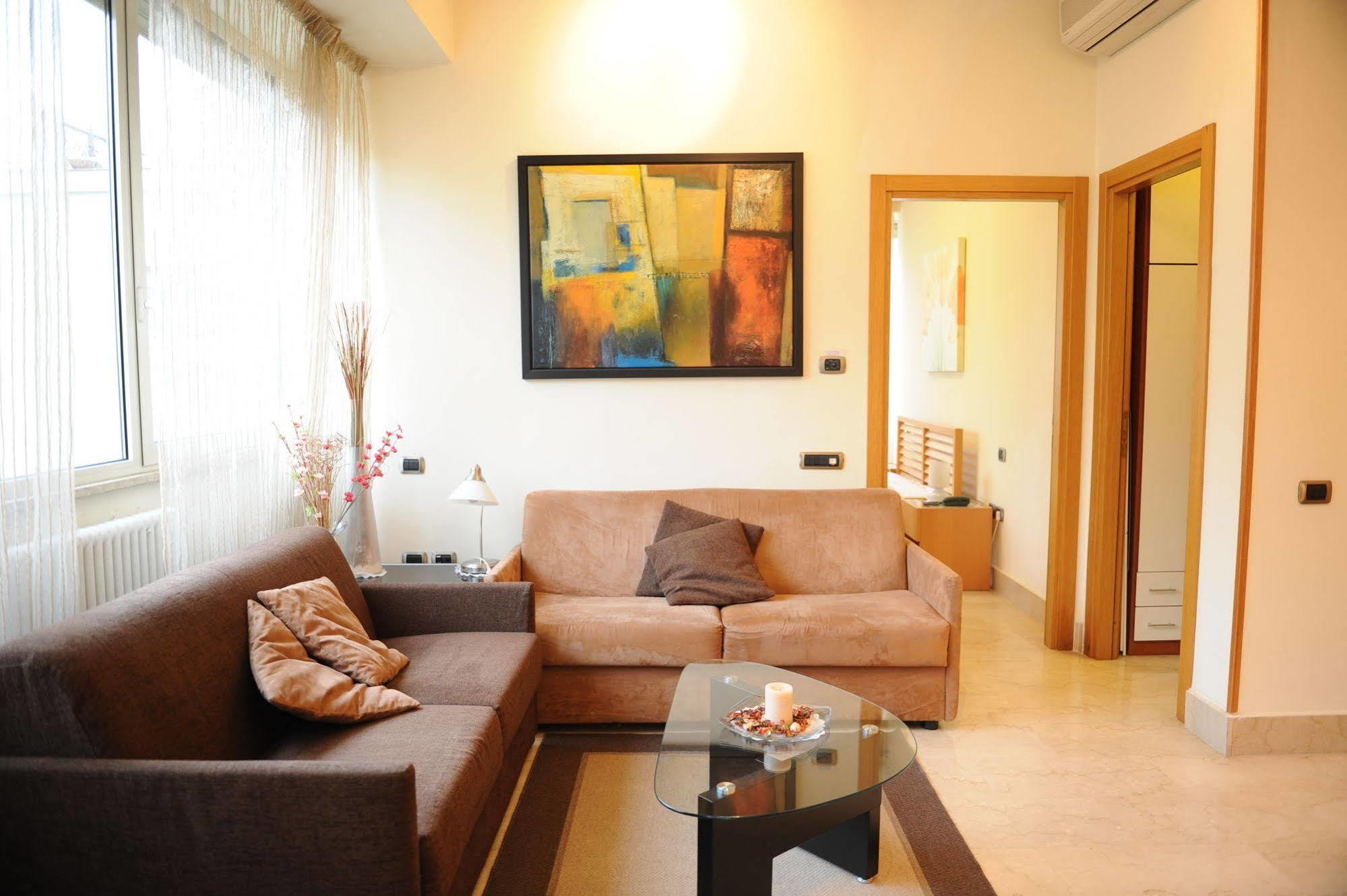 Lux Appartamenti Rome Buitenkant foto